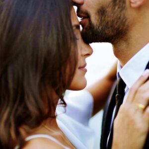 how to stuff wedding invitations 1732559131